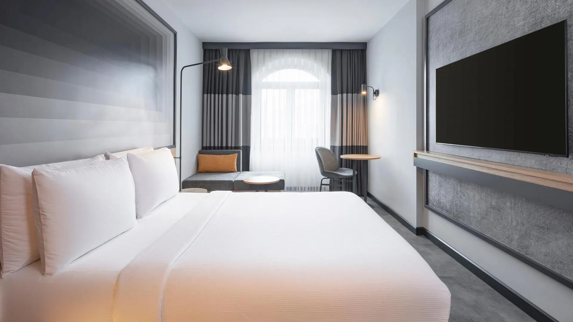 Hotel Ibis Istanbul Sisli 4*,