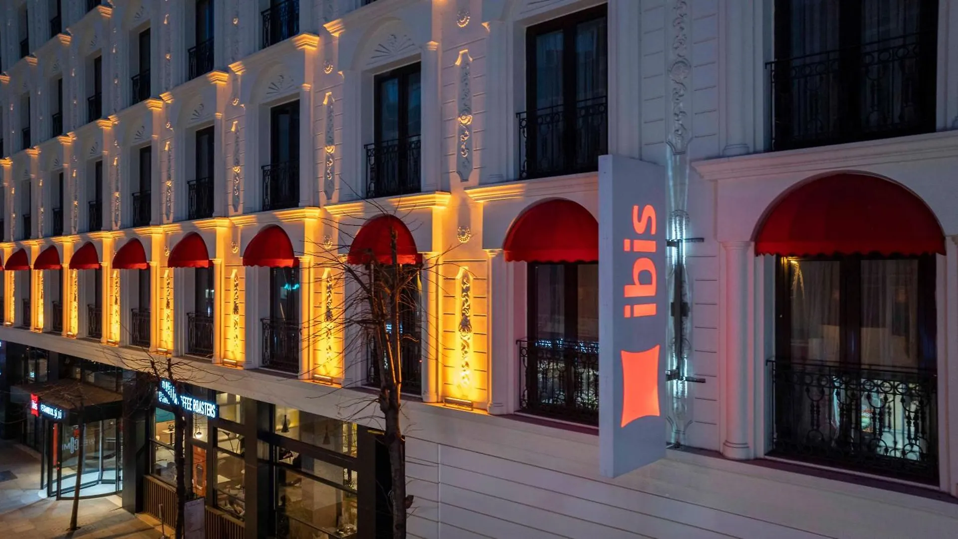 Ibis Istanbul Sisli Hotel 4*,